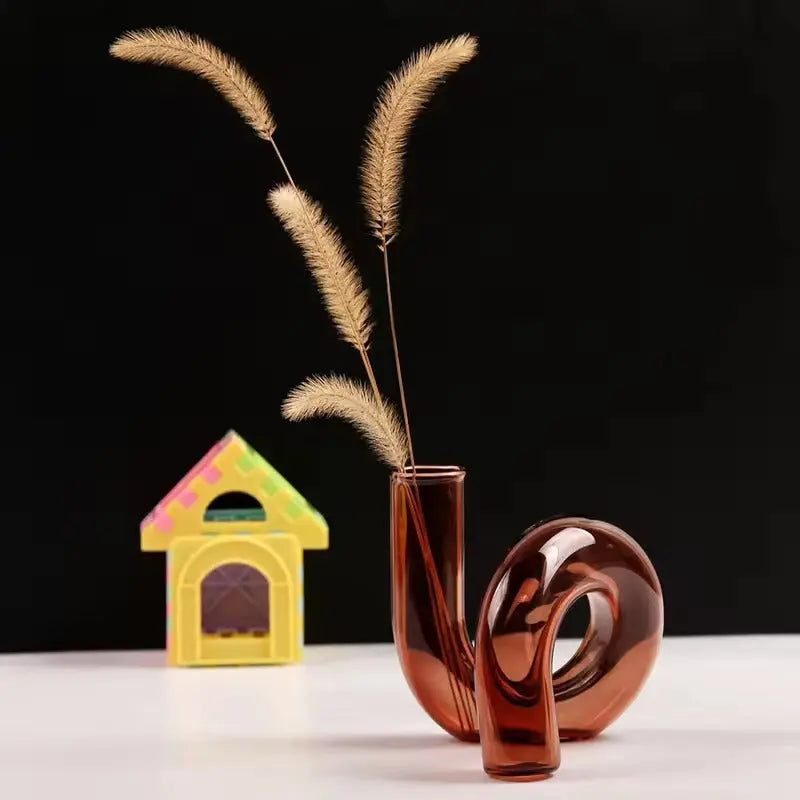 Xylo Swirl Flower Holder - Image 3